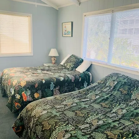 Westside-Duplex Villa